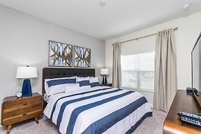 Cool & Modern 4 Ved Storey Lake Pool Home 4911wind