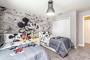 Cool & Modern 4 Ved Storey Lake Pool Home 4911wind