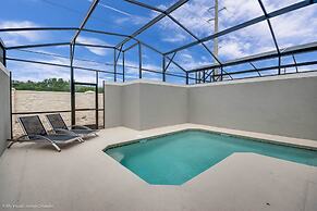 Cool & Modern 4 Ved Storey Lake Pool Home 4911wind