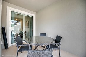 Cool & Modern 4 Ved Storey Lake Pool Home 4911wind