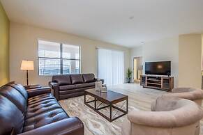 4 Bed 3 Ba Villa with Game Room & Pool