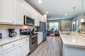 9 Bed Villa with Game Room, Pool & Spa