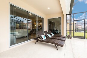 9 Bed Villa with Game Room, Pool & Spa