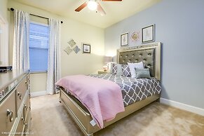 9 Bed Villa with Game Room, Pool & Spa