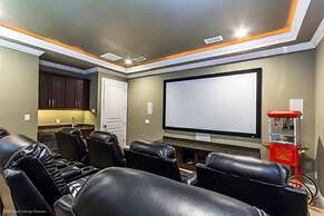 7 Bdrmstheatergamermpoolmansion