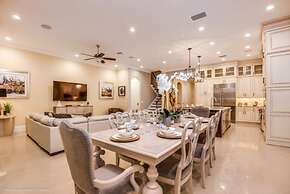 7 Bdrmstheatergamermpoolmansion