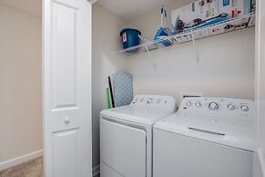 4 Bedroom Town Home with Pool