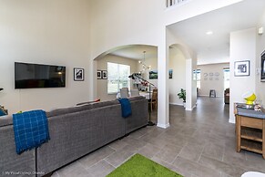 Luxury 5 Bedroom 4 Bath Villa With Bespoke Interi