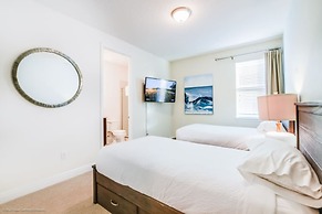 Family Friendly 9 Bedroom 8.5 Bathroom