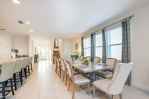 Family Friendly 9 Bedroom 8.5 Bathroom