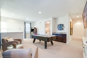 Family Friendly 9 Bedroom 8.5 Bathroom