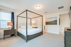 Family Friendly 9 Bedroom 8.5 Bathroom