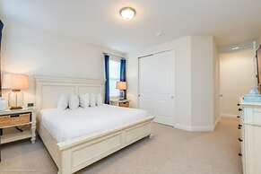 Family Friendly 9 Bedroom 8.5 Bathroom