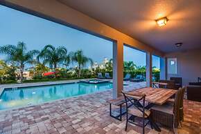 Family Friendly 9 Bedroom 8.5 Bathroom