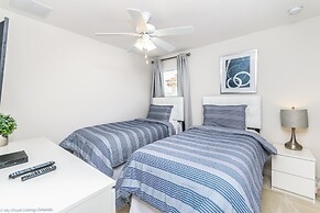 Luxury 6 Bdrm 5.5 Bath Rental Villa