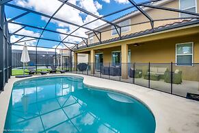 Luxury 6 Bdrm 5.5 Bath Rental Villa