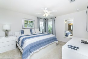 Luxury 6 Bdrm 5.5 Bath Rental Villa