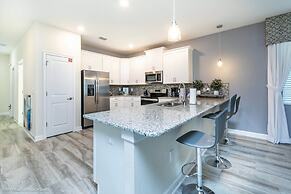 Champions Gate 8 Bedroom Resort Villa