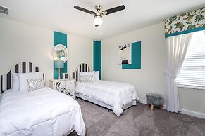 Champions Gate 8 Bedroom Resort Villa