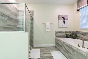 Champions Gate 8 Bedroom Resort Villa