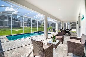 Champions Gate 8 Bedroom Resort Villa