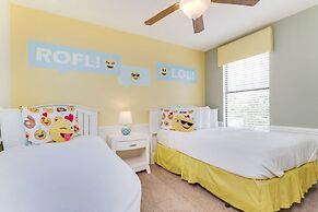 Showhome 5 Bedroom Champions Gate Villa