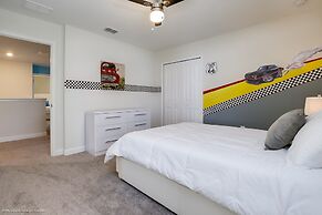 8915sd 8 Bedroom Resort Villa With Games R