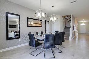 8915sd 8 Bedroom Resort Villa With Games R