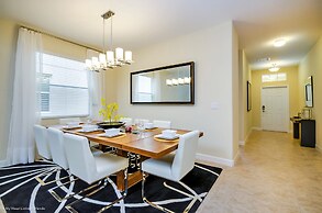 Fantastic Resort 5 Bed 5 Bath Villa With Pool