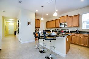 Fantastic Resort 5 Bed 5 Bath Villa With Pool