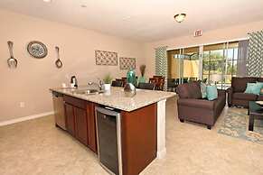 Townhome with Pool at Solterra