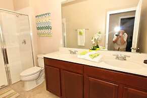 Townhome with Pool at Solterra