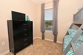 Townhome with Pool at Solterra