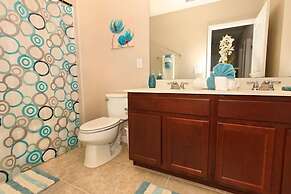 Townhome with Pool at Solterra