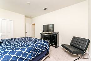 Champions Gate 8 Bedroom