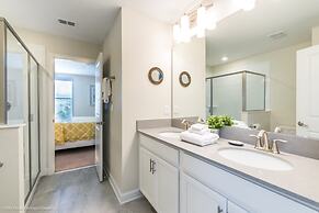 Champions Gate 8 Bedroom