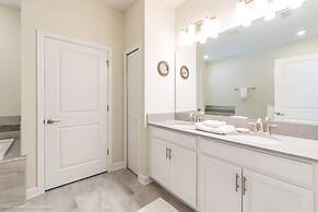 Champions Gate 8 Bedroom