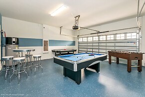 Champions Gate 8 Bedroom