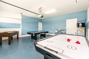 Champions Gate 8 Bedroom