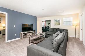 Champions Gate 8 Bedroom