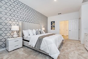 14 Bdrm 11 Bath Villa For 30