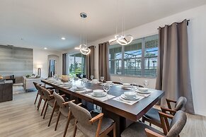 14 Bdrm 11 Bath Villa For 30