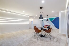 14 Bdrm 11 Bath Villa For 30