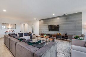 14 Bdrm 11 Bath Villa For 30