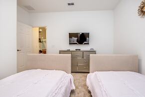 14 Bdrm 11 Bath Villa For 30