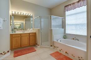 Fantastically Decorated 4 bed 3 Bath