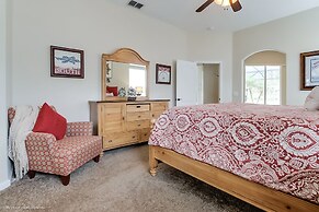 Fantastically Decorated 4 bed 3 Bath