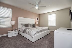 6 Bed Villa Games Pool Spa