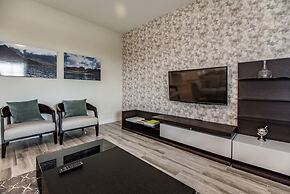 6 Bed Villa Games Pool Spa