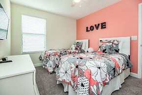 6 Bed Villa Games Pool Spa